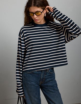 AE77 Premium Boxy Long-Sleeve Cropped T-Shirt