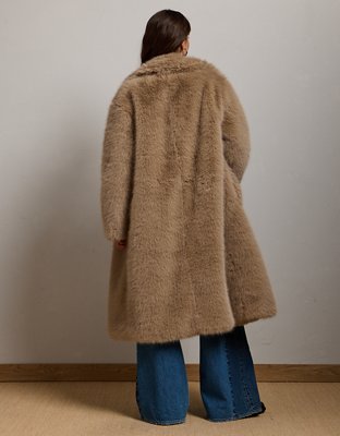 AE77 Oversized Faux Fur Coat