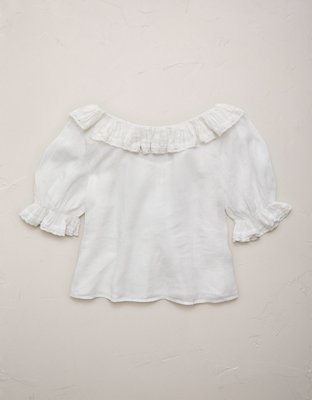 AE77 Ruffled-Neck Blouse