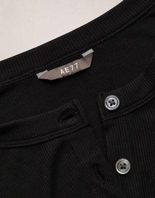 AE77 Ribbed Button-Up T-Shirt