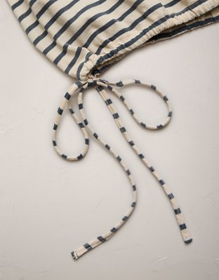 AE77 Hem-Tie Everyday T-Shirt