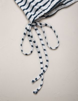 AE77 Hem-Tie Everyday T-Shirt