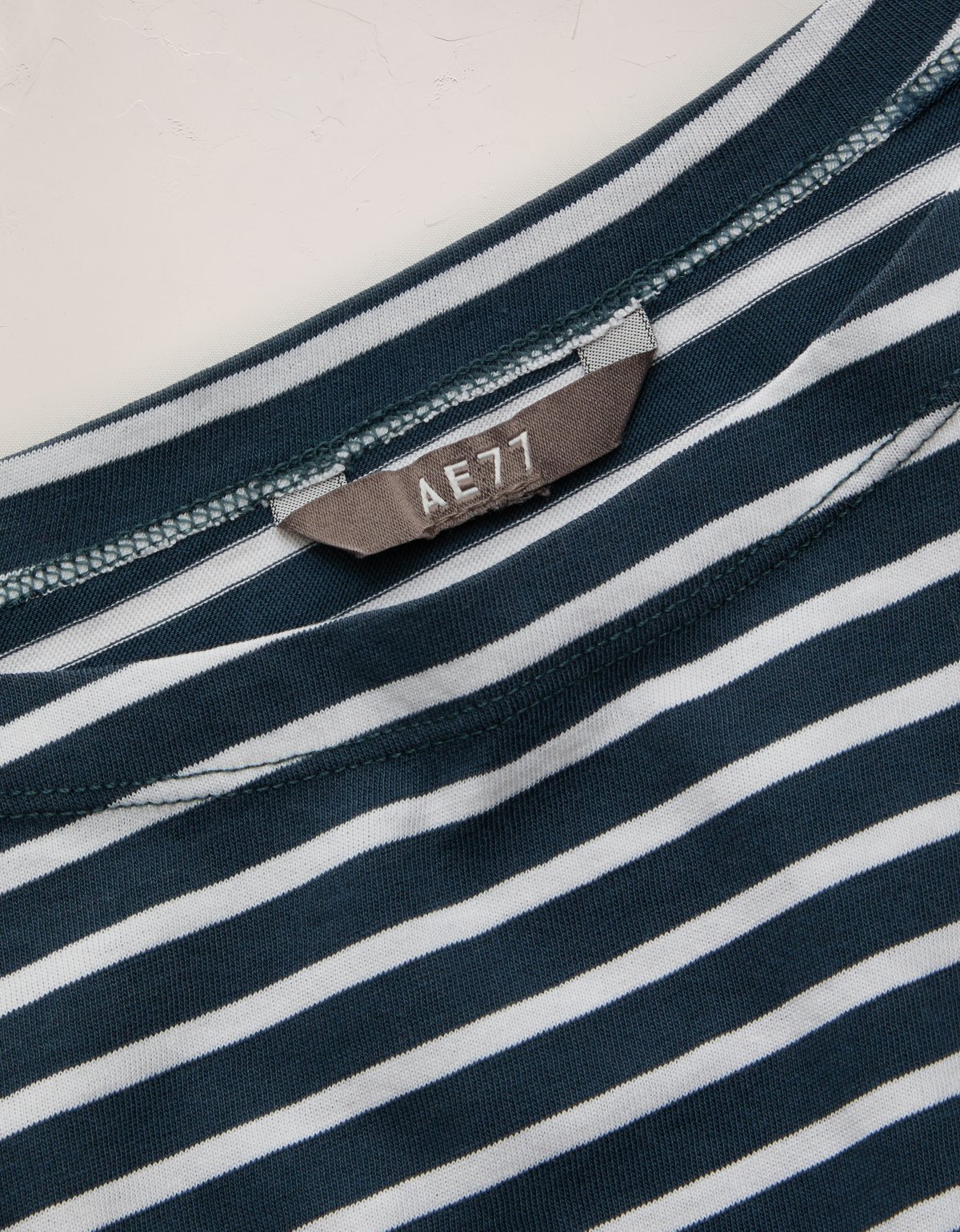 AE77 Long-Sleeve Boatneck Shirt - image 5
