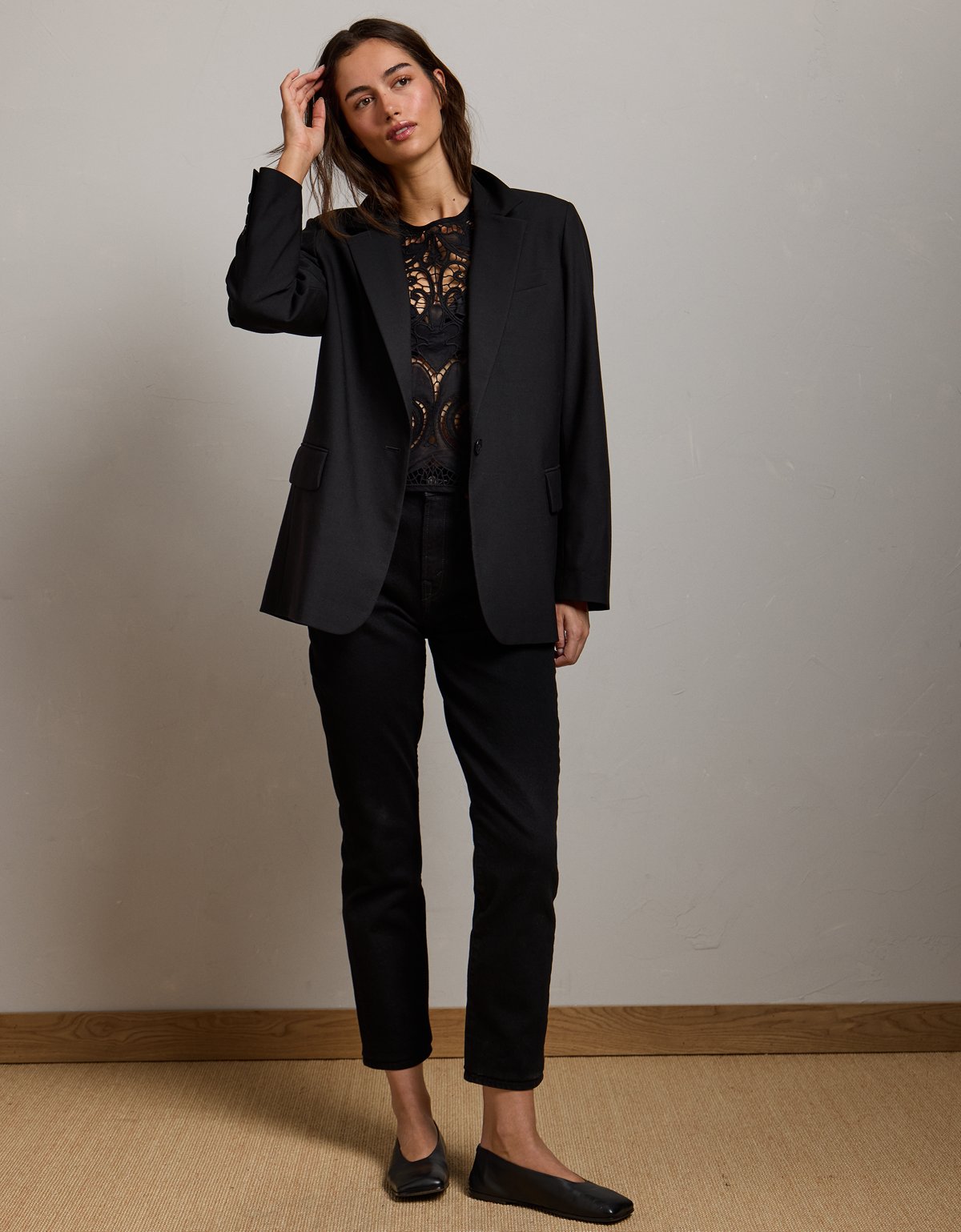 AE77 Cropped Long Sleeve Lace Top - image 5