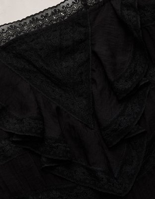 AE77 Lace Ruffle Maxi Dress