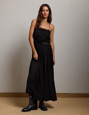 Robe longue à volants en dentelle AE77