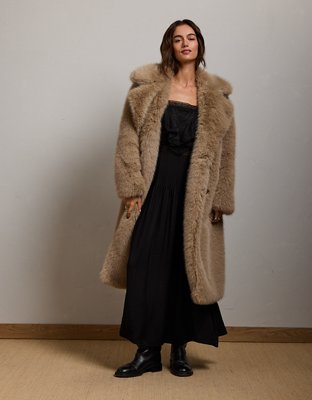 Robe longue à volants en dentelle AE77