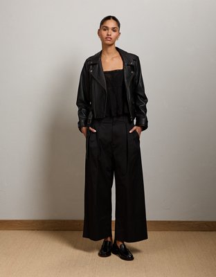 AE77 Pintuck Slip Cami