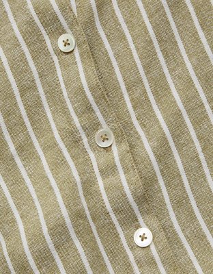 AE77 Boxy Cropped Linen-Blend Button-Up Shirt