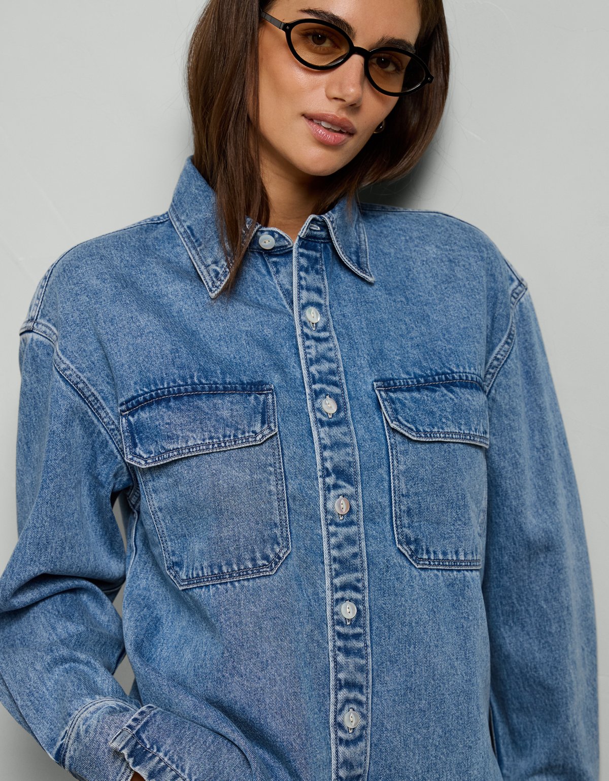 AE77 Perfect Denim Shacket - image 5
