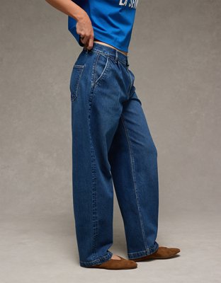 AE Strigid Low-Rise Baggy Barrel Jean