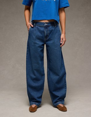 AE Strigid Low-Rise Baggy Barrel Jean