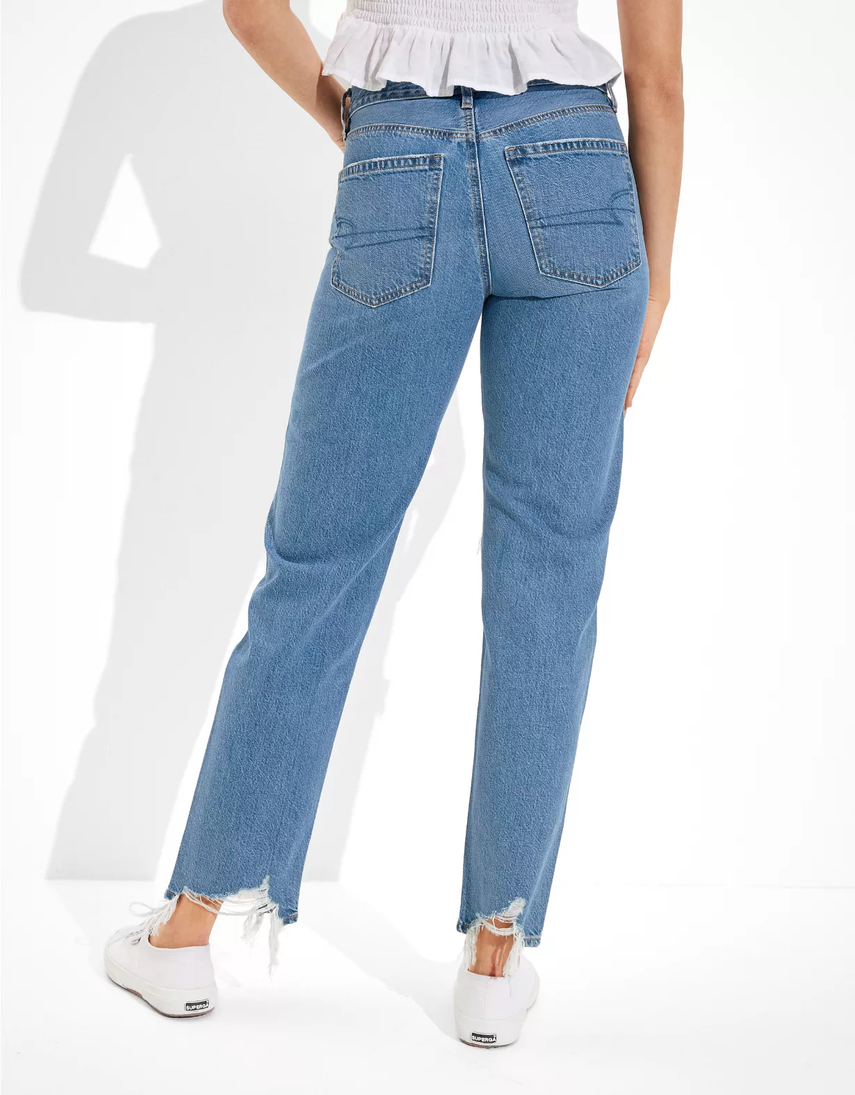 AE x The Jeans Redesign Ripped '90s Straight Jean