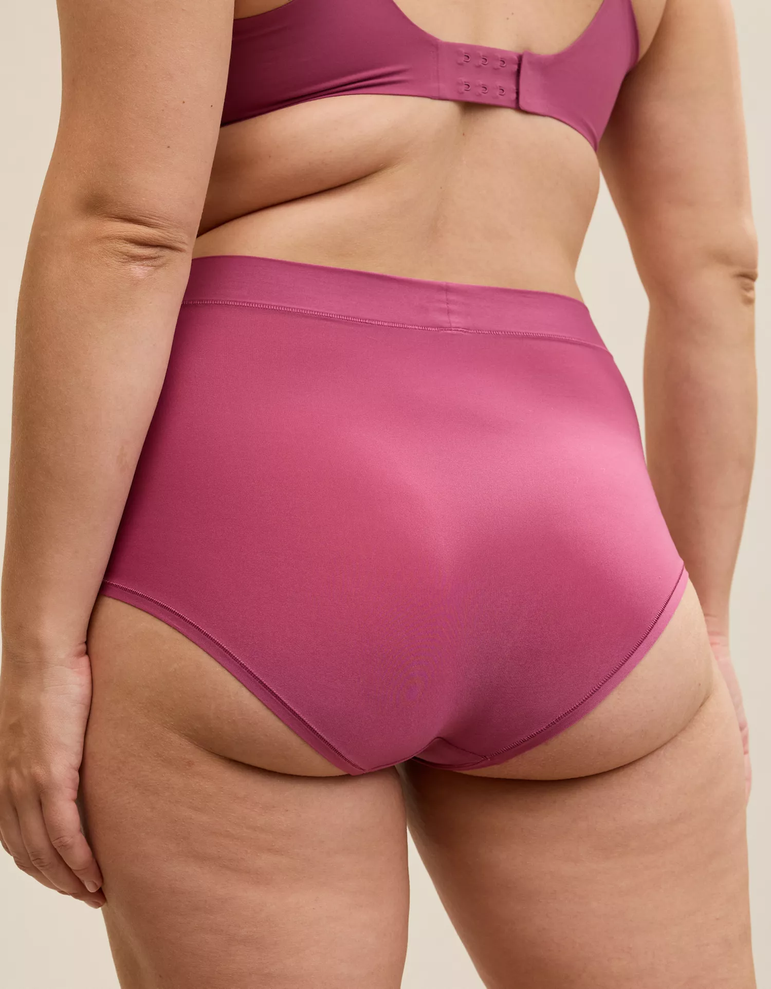 SMOOTHEZ Everyday Super High Waisted Boybrief Underwear - thumbnail 10