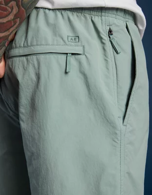 AE 24/7 5.5" Trekker Short