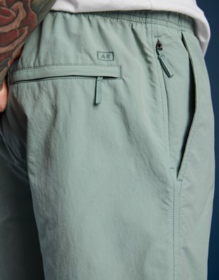 AE 24/7 5.5" Trekker Short