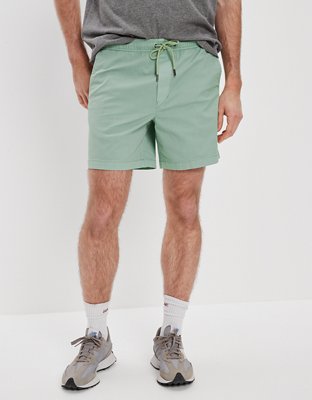 AE 5.5" Flex Lived-In Trekker Short