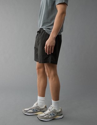 AE Flex 5" Lived-In Trekker Short