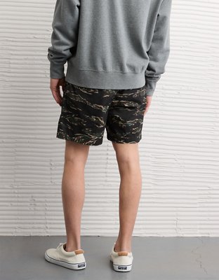 AE 7" Flex Lived-In Trekker Short
