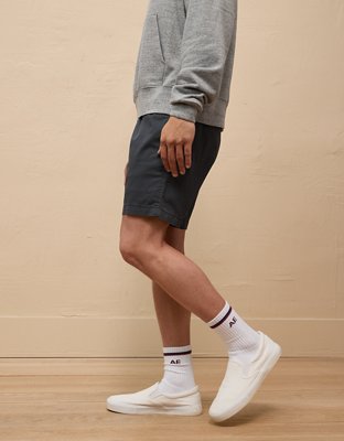 AE Flex 7" Lived-In Trekker Short