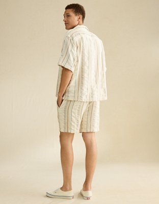AE 7" Lived-In Trekker Short