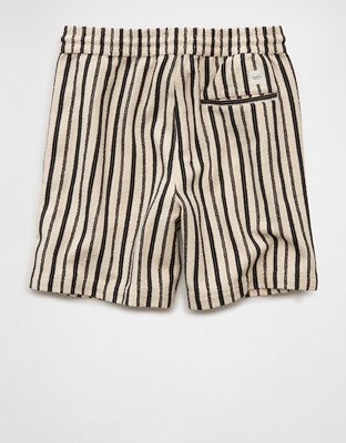 AE 7" Lived-In Trekker Short