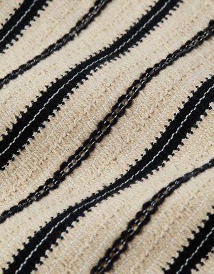 AE 7" Lived-In Trekker Short