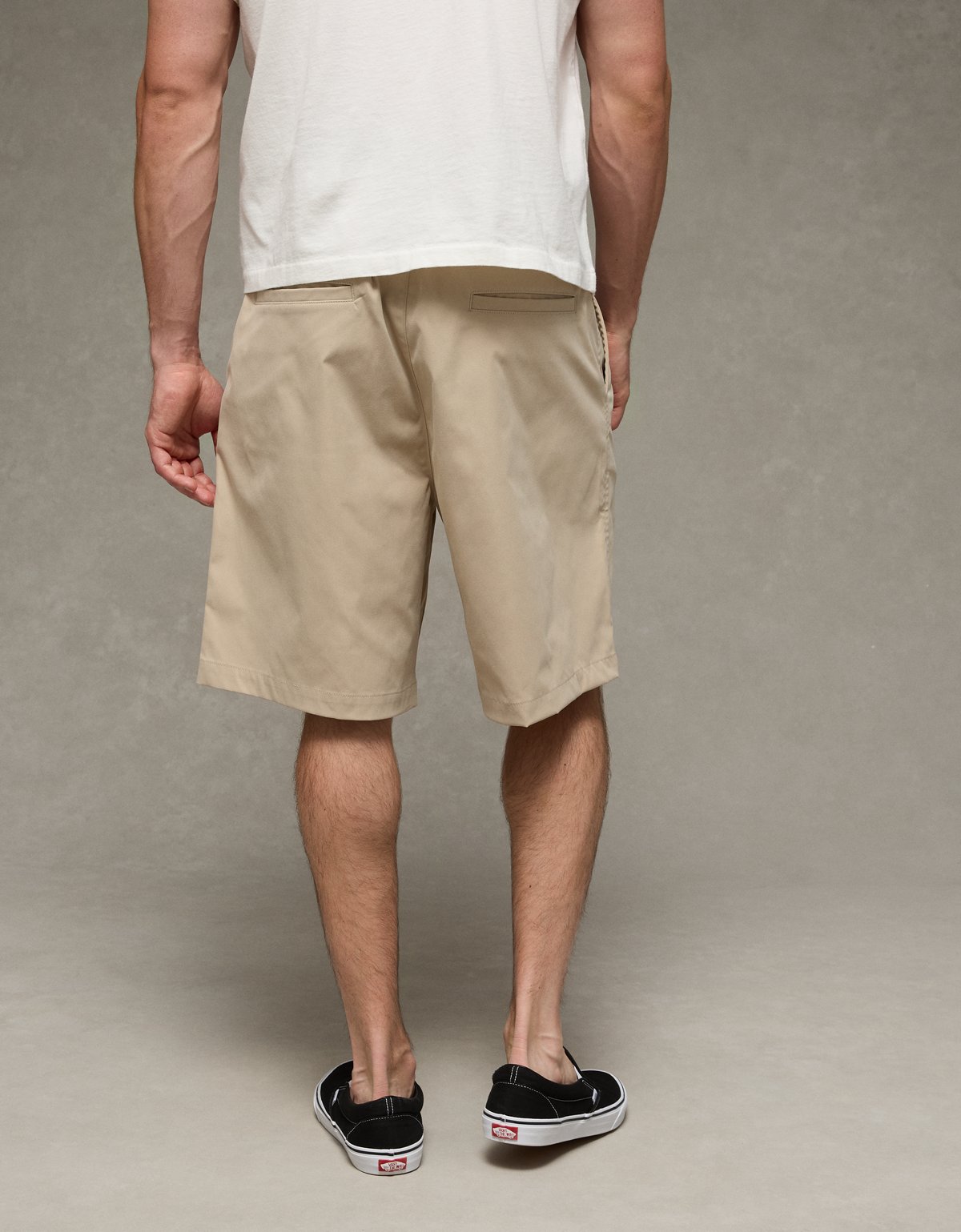 AE 24/7 Pleated Loose Club Short - image 2