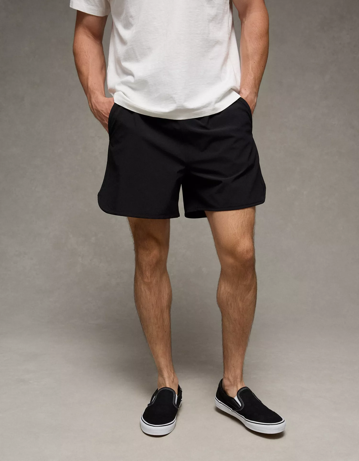 AE 24/7 5" Training Short