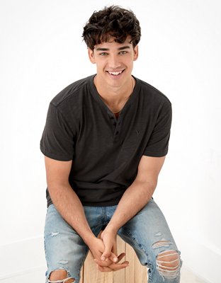 AE Super Soft Slub Icon Henley T-Shirt