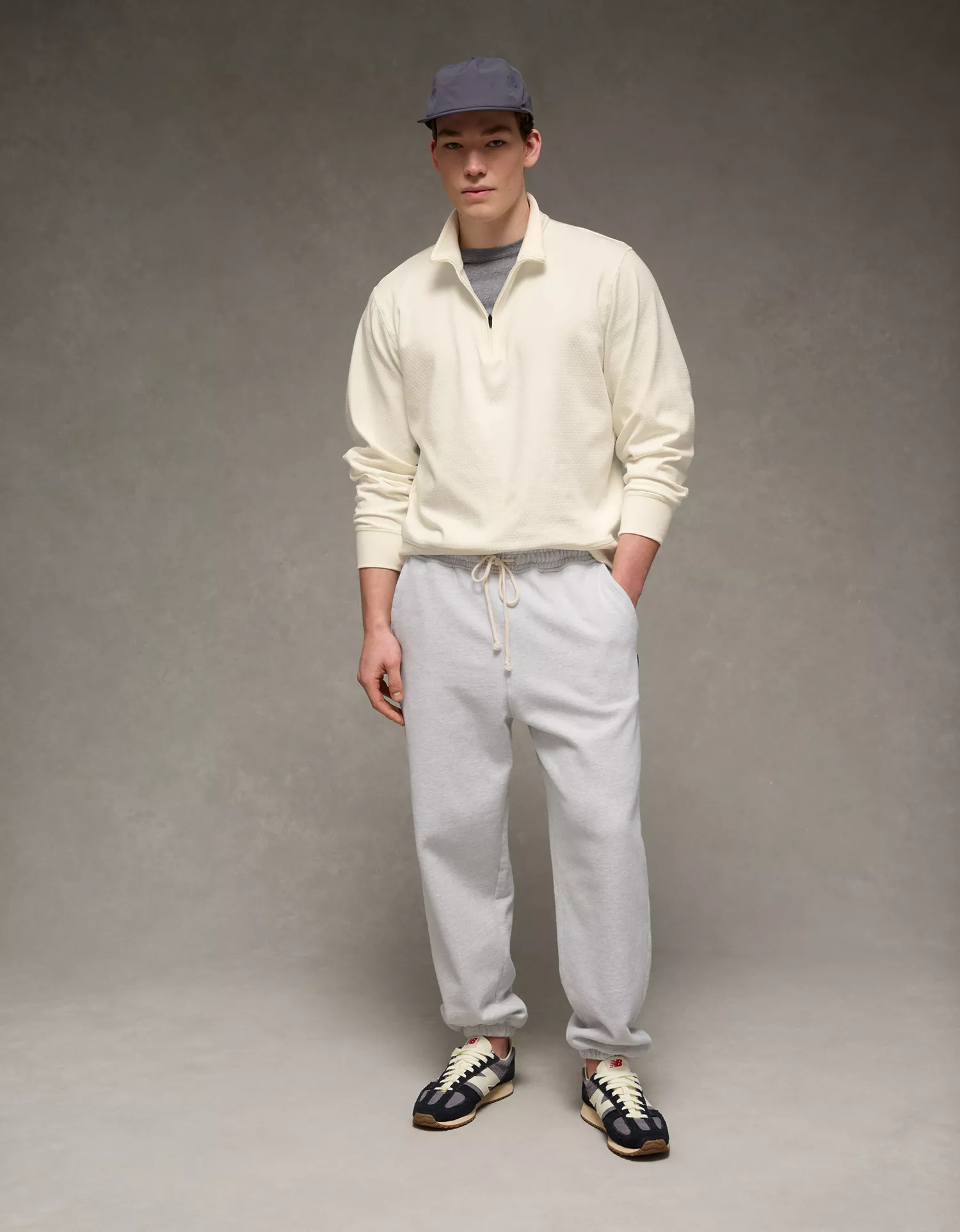 AE 24/7 Boxy Quarter-Zip Sweatshirt - thumbnail 7