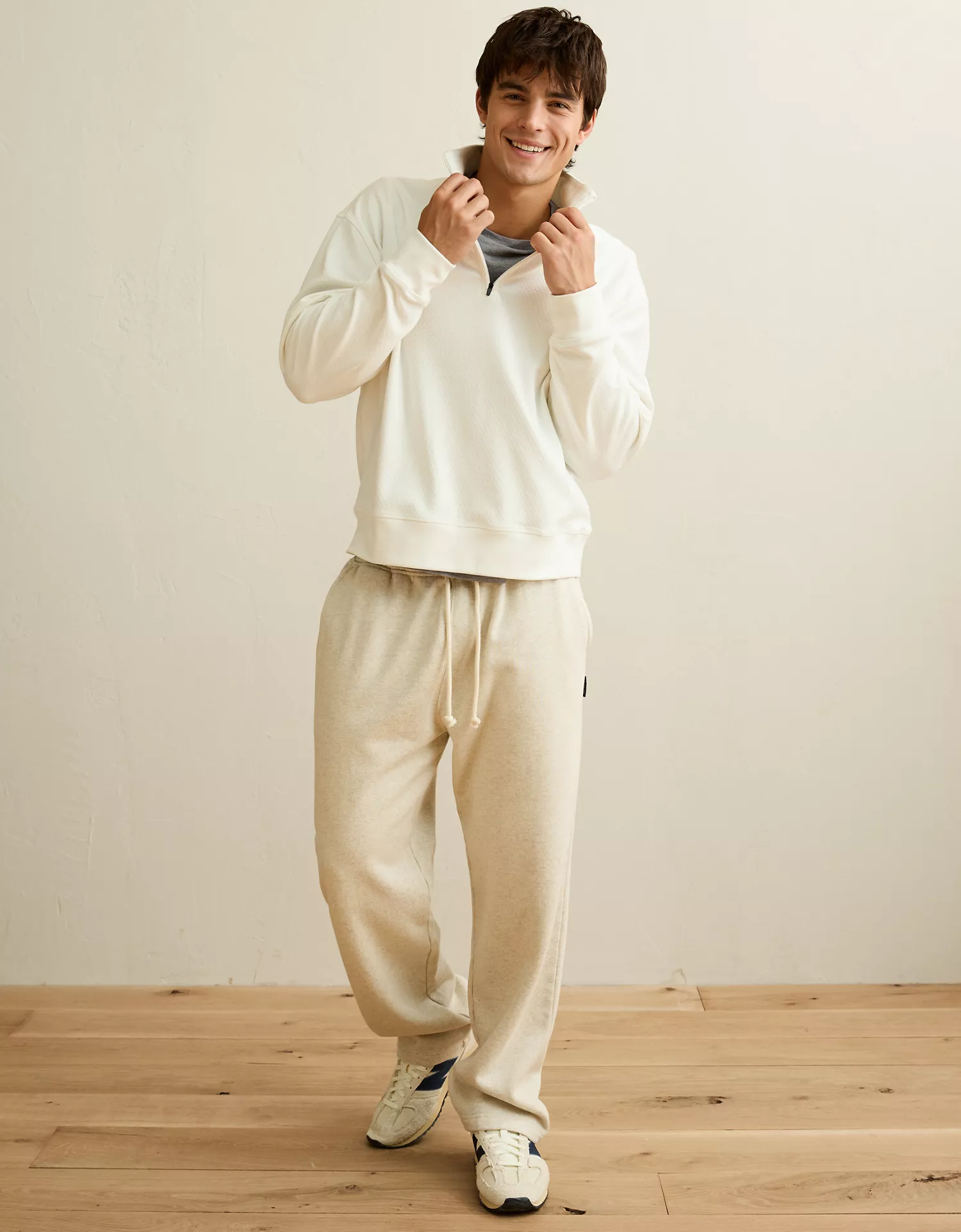 AE 24/7 Boxy Quarter-Zip Sweatshirt - thumbnail 5