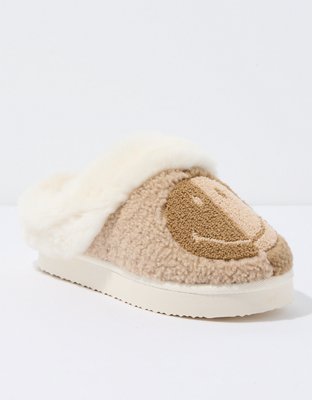 American eagle store puffer slippers