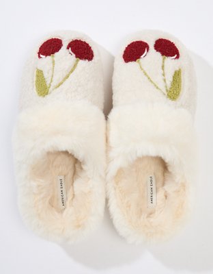 American eagle snoopy discount slippers