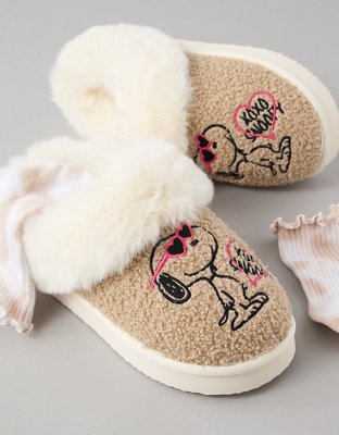 AE Snoopy Fleece Slipper