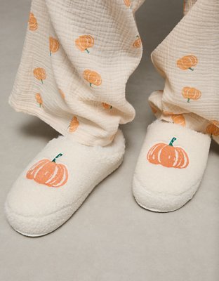 AE Pumpkin Scuff Slipper