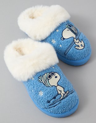 AE Snoopy Ski Scuff Slipper