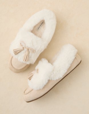 AE Cozy Moccasin Slipper