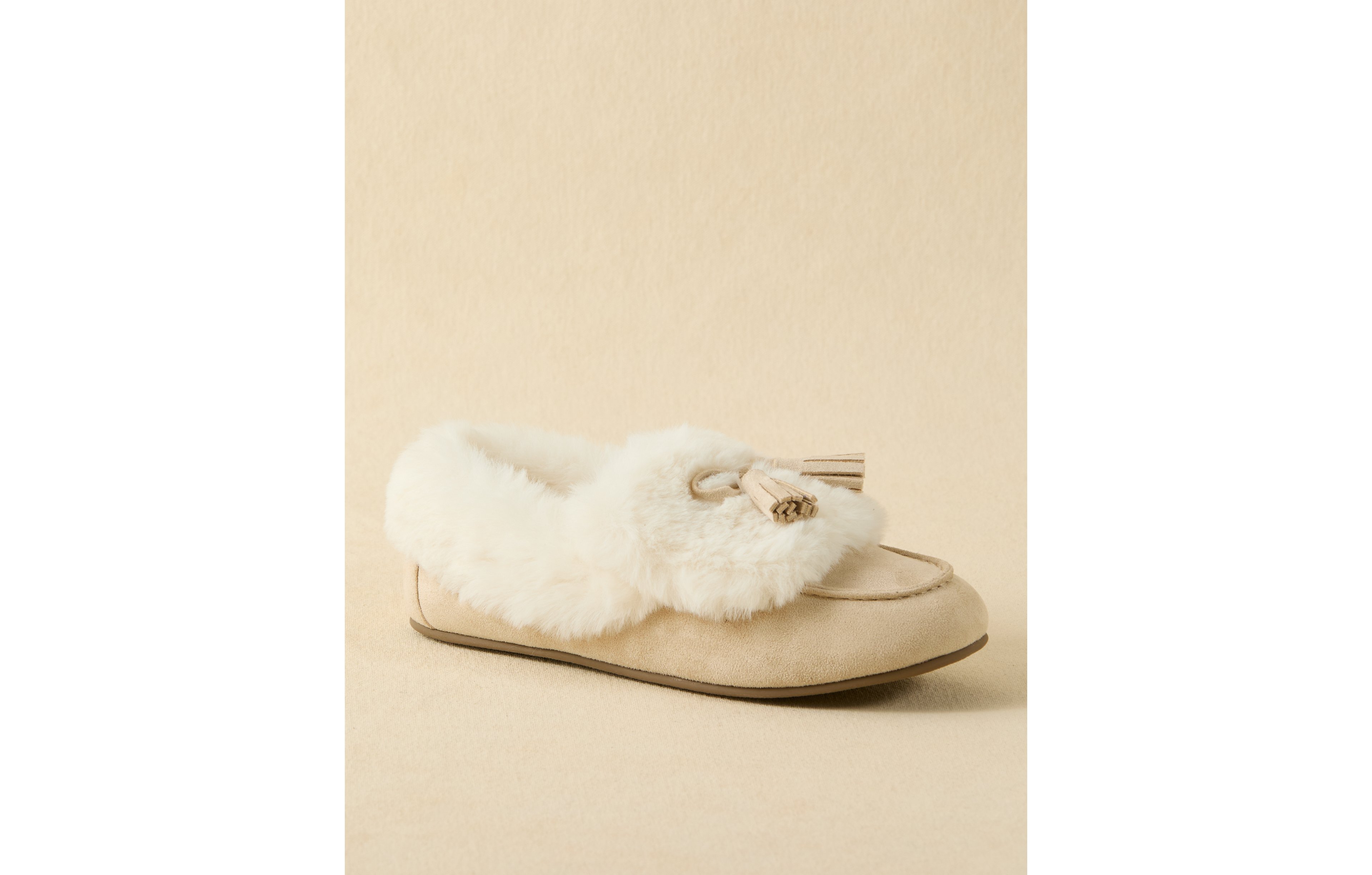 AE Cozy Moccasin Slipper