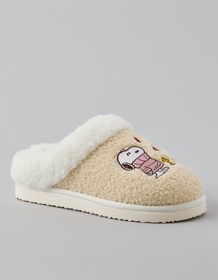AE Snoopy Sweater Scuff Slipper