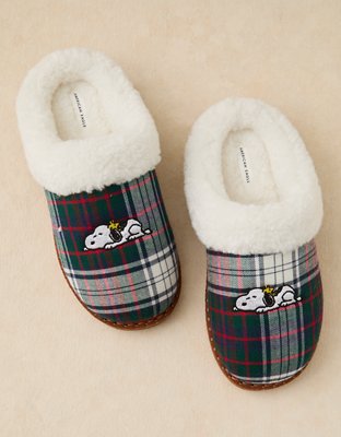 AE Sleepy Snoopy Slipper