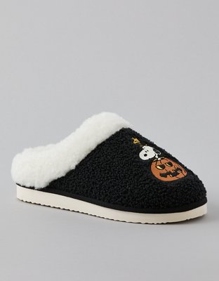 Женские тапочки American Eagle AE Snoopy Halloween Scuff Slipper, цвет: Чёрный — фото 3