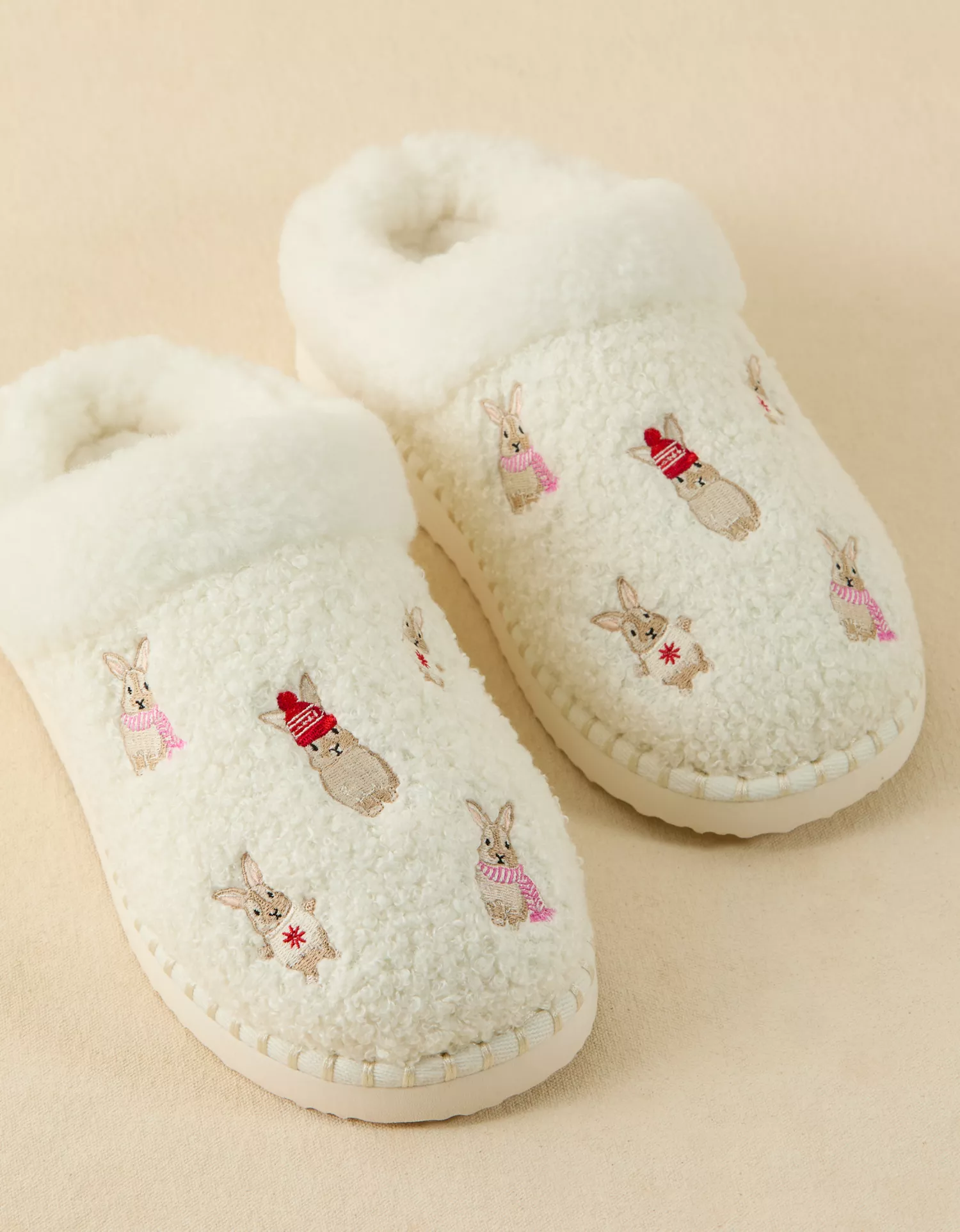 AE Cozy Bunny Slipper - thumbnail 3