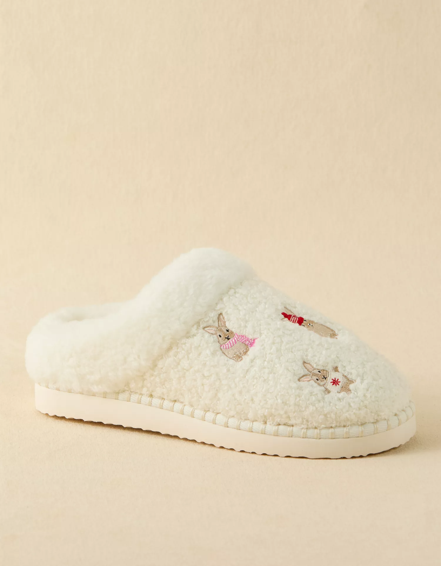 AE Cozy Bunny Slipper