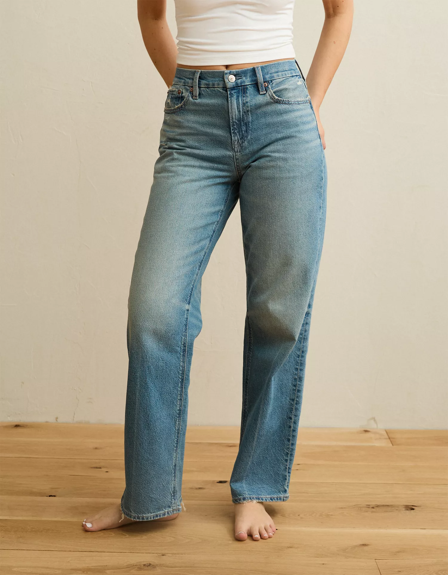 AE Curvy High-Waisted Stovepipe Jean - thumbnail 7