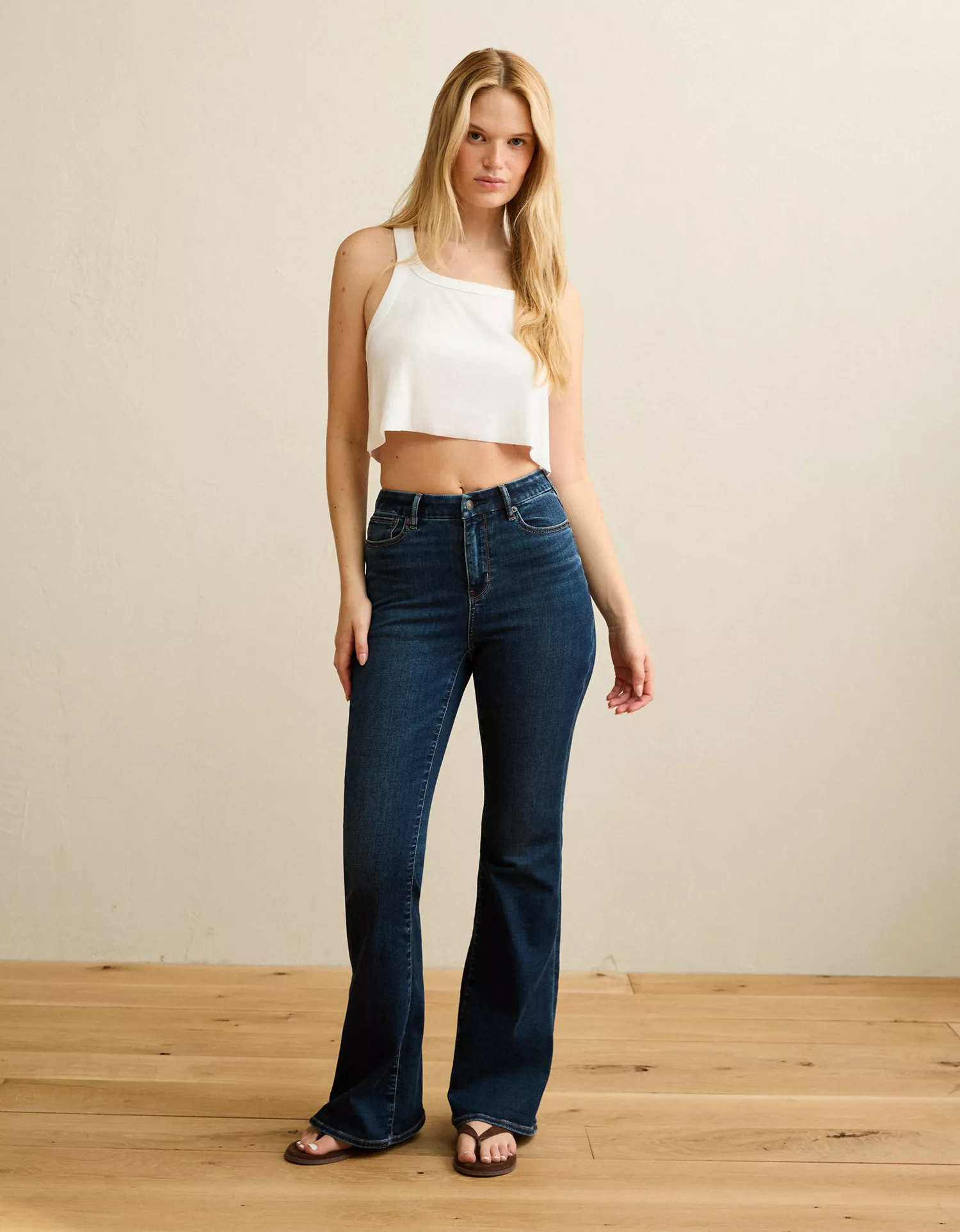 AE Curvy Super High-Waisted Flare Jean - thumbnail 7