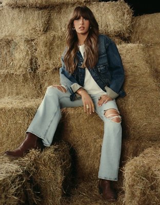 AE Strigid Ripped High-Waisted Stovepipe Jean