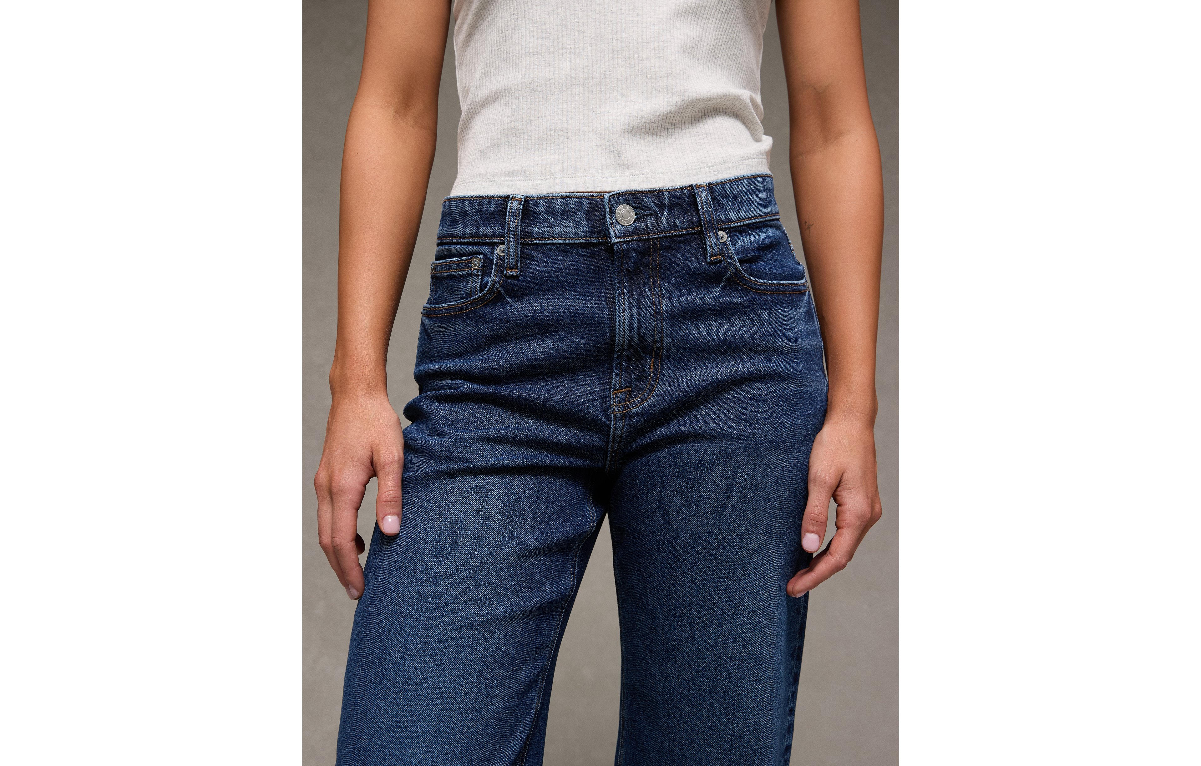 AE High-Waisted Stovepipe Jean