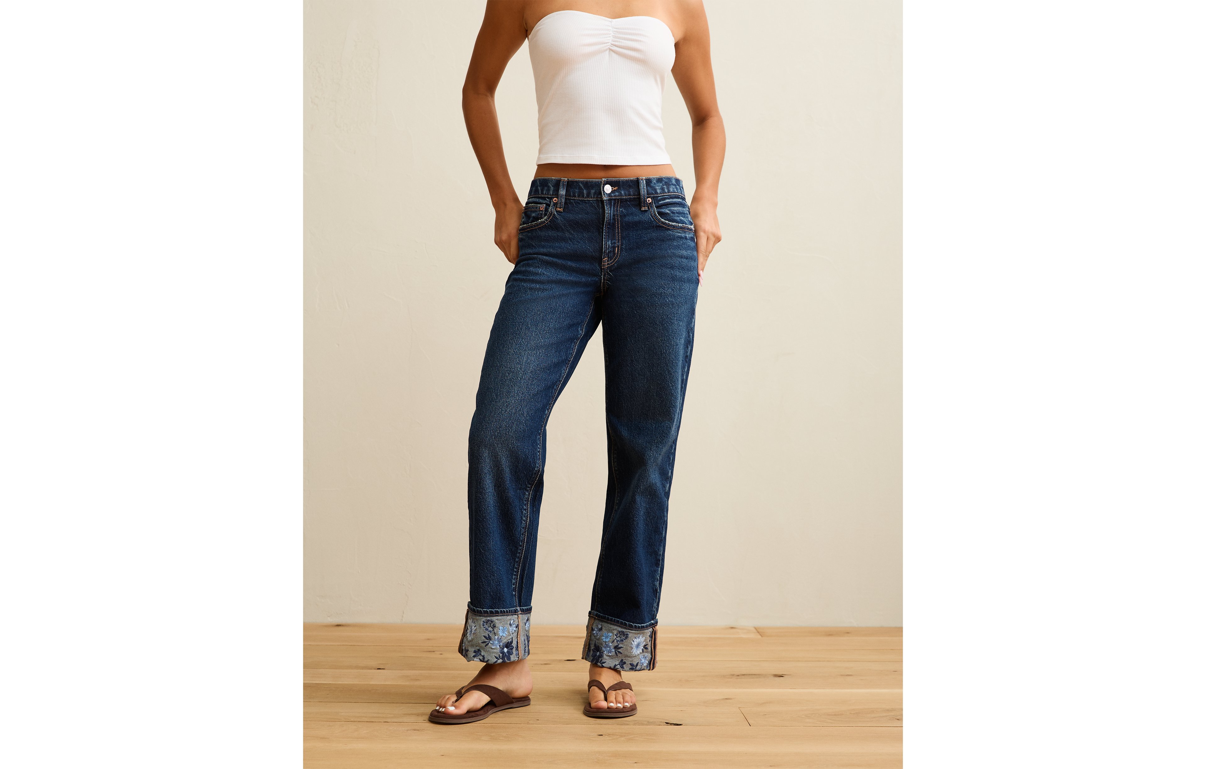 AE High-Waisted Stovepipe Jean