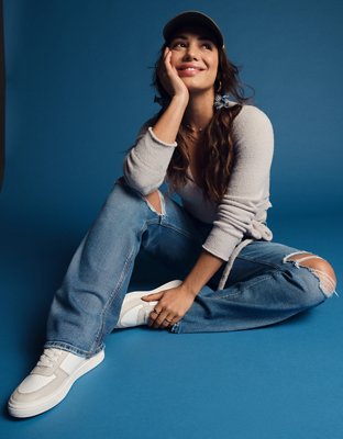 Женские джинсы American Eagle AE Stretch Curvy Ripped Straight Jean — фото 5